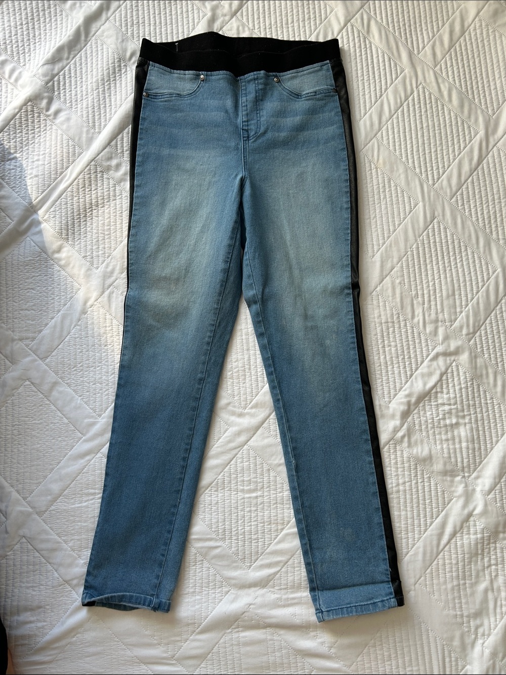 Diane Gilman women’s Light Blue Stretch Denim Jeans with Black Side Panel